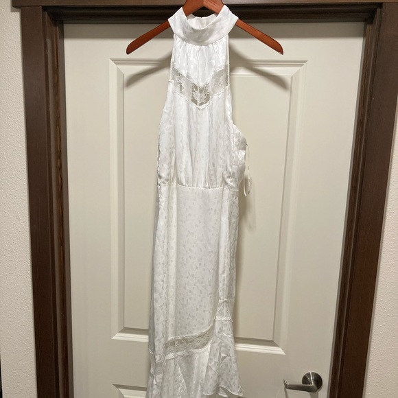 Asymmetrical hem elegant midi dress NWT - Picture 6 of 9